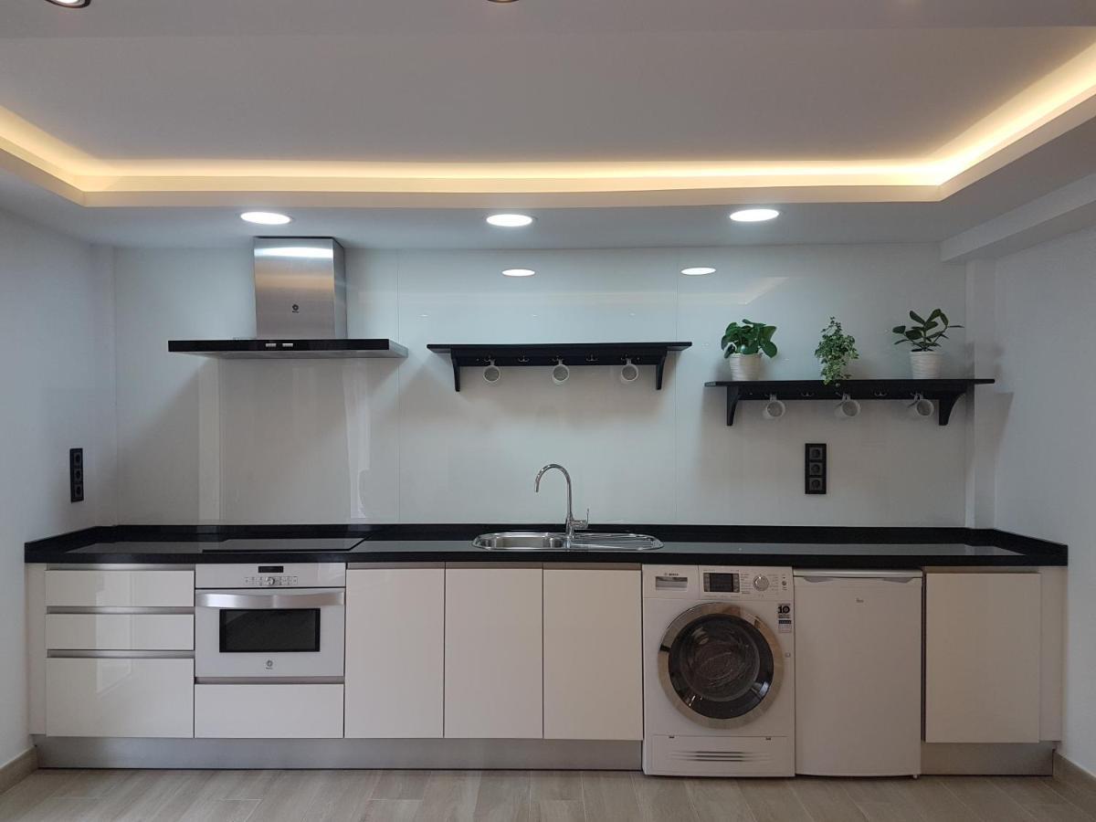 Pepes Home 3 Habitaciones & Parking Gratis Torremolinos Exterior foto